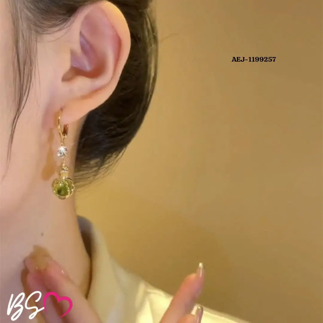 Zircon Dangling Earrings